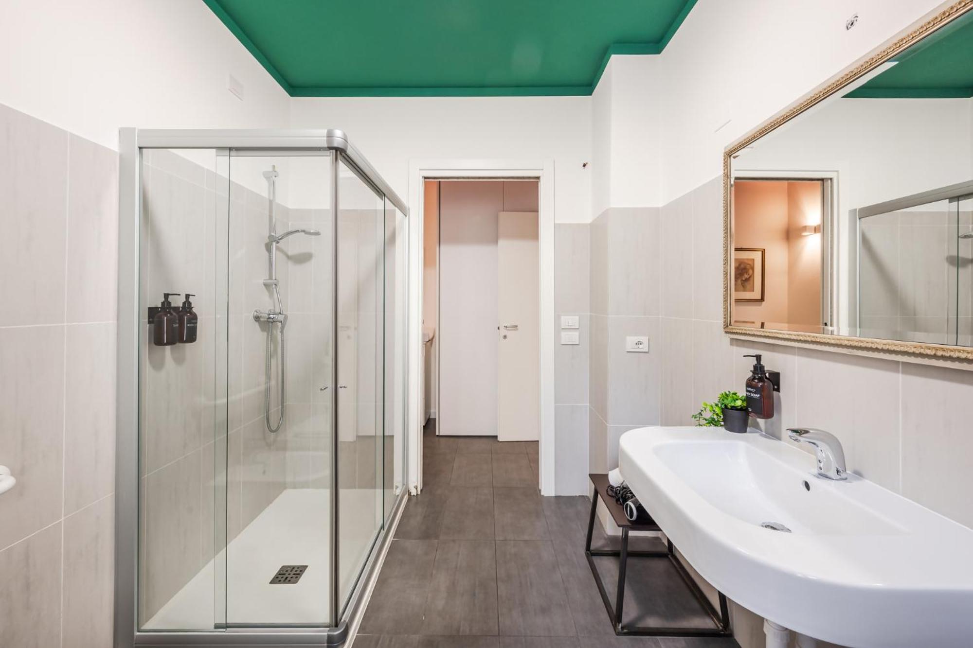 Infinity Suite Verona Free Parking Luaran gambar