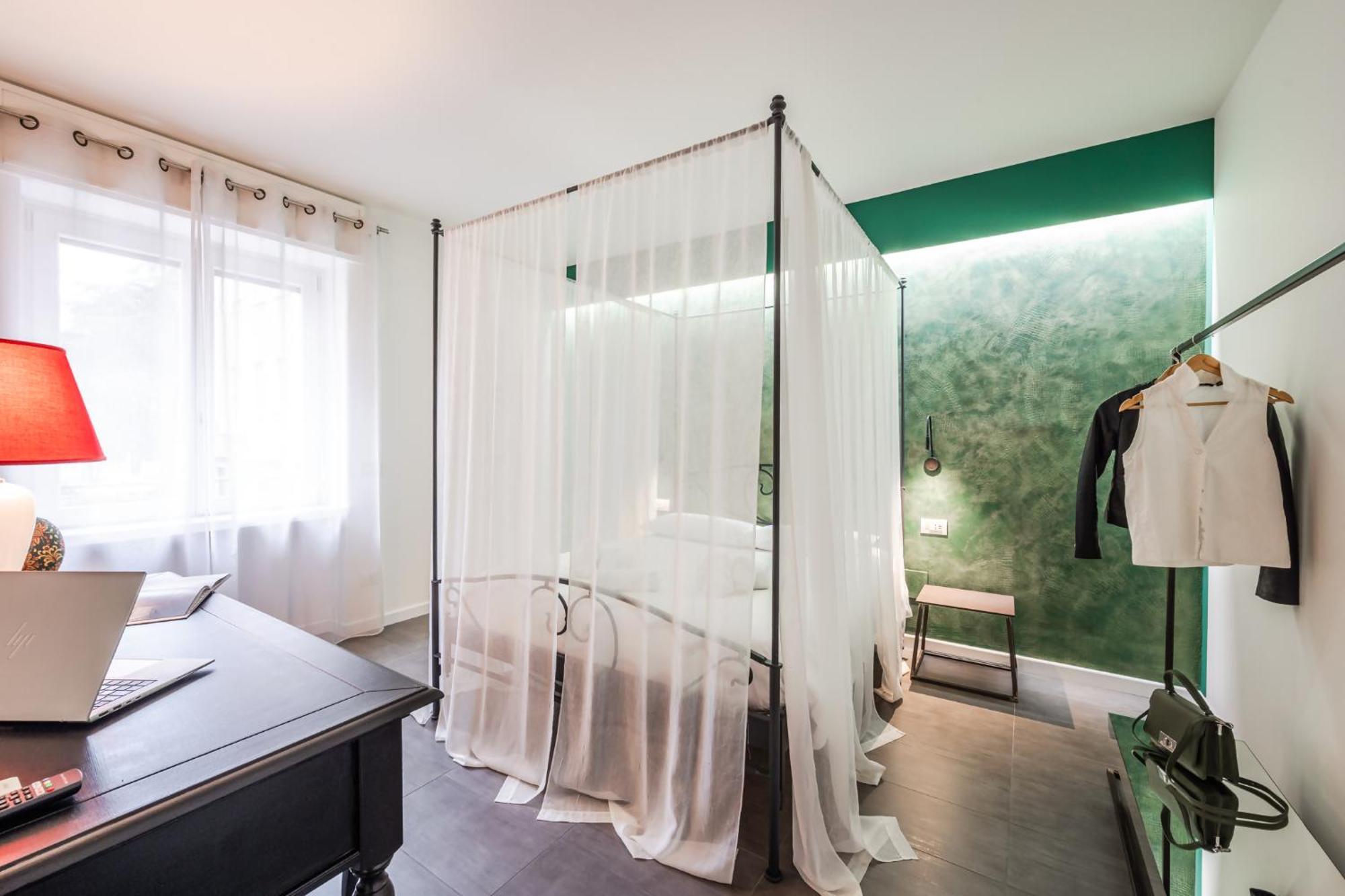 Infinity Suite Verona Free Parking Luaran gambar