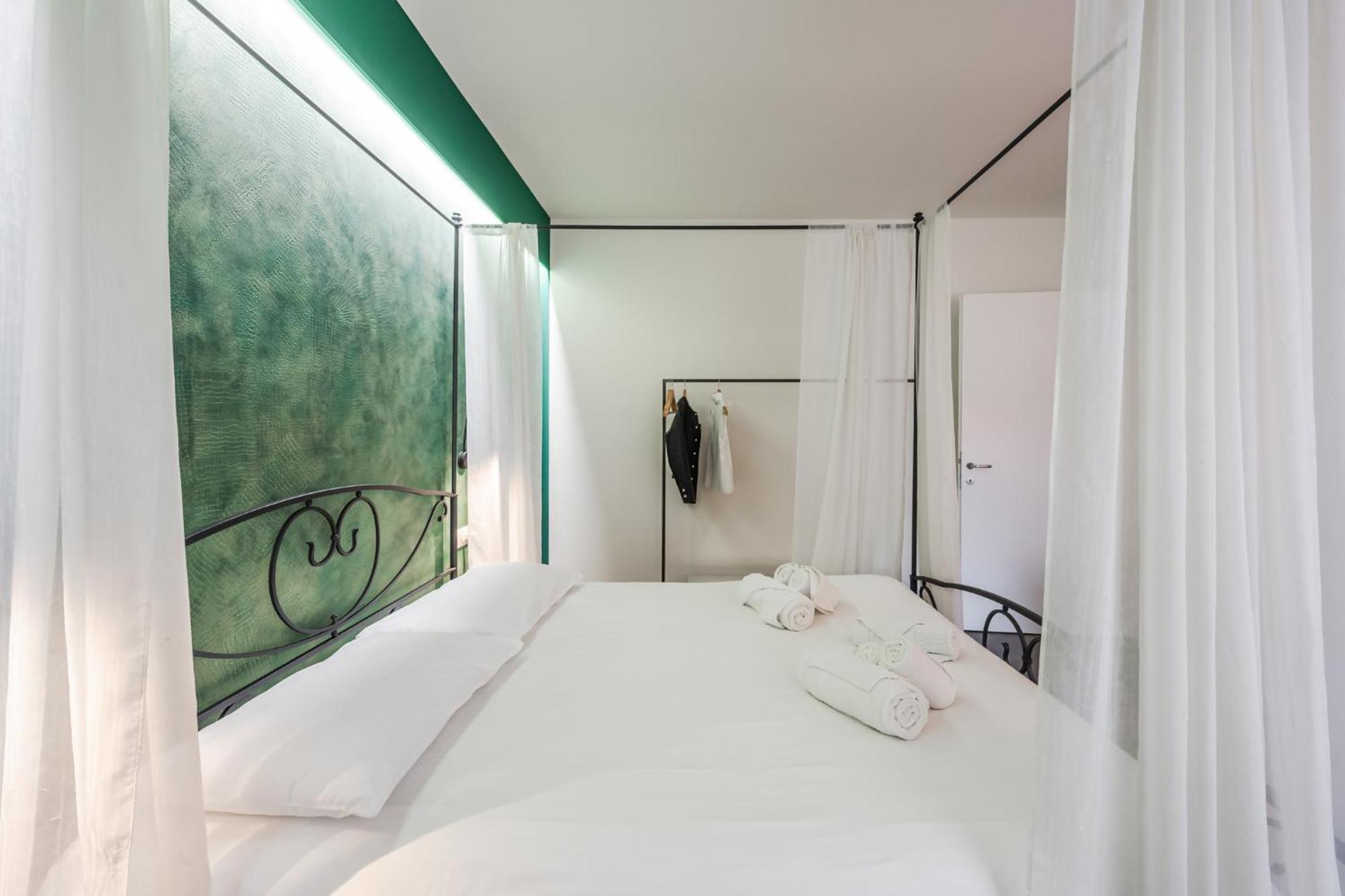 Infinity Suite Verona Free Parking Luaran gambar