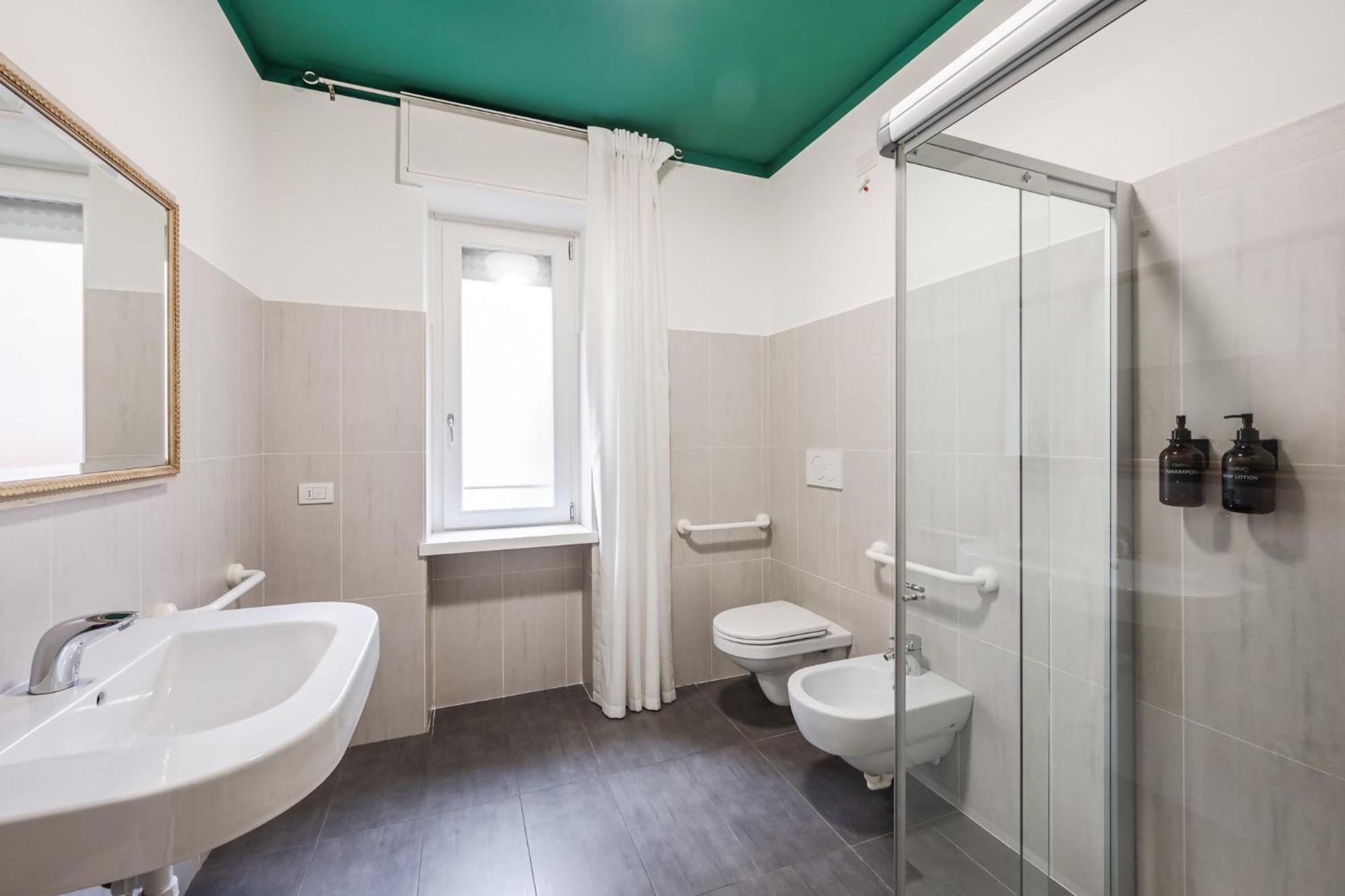 Infinity Suite Verona Free Parking Luaran gambar