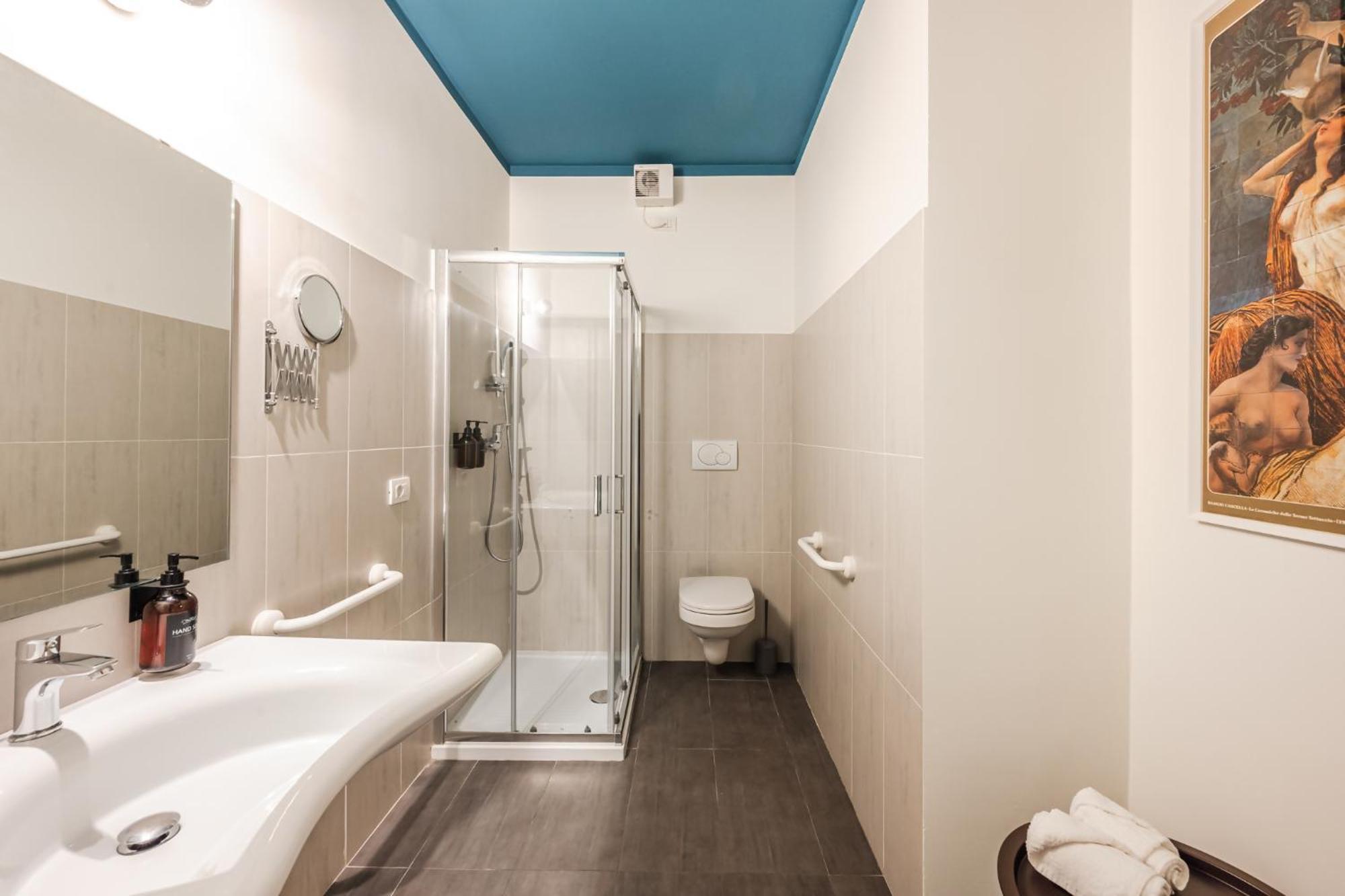 Infinity Suite Verona Free Parking Luaran gambar